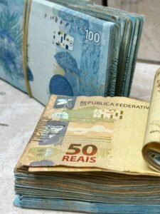 Copom de Junho 2026: Selic Pode Ficar em 14,5% Mais Tempo — Vale Travar Renda Fixa Agora?